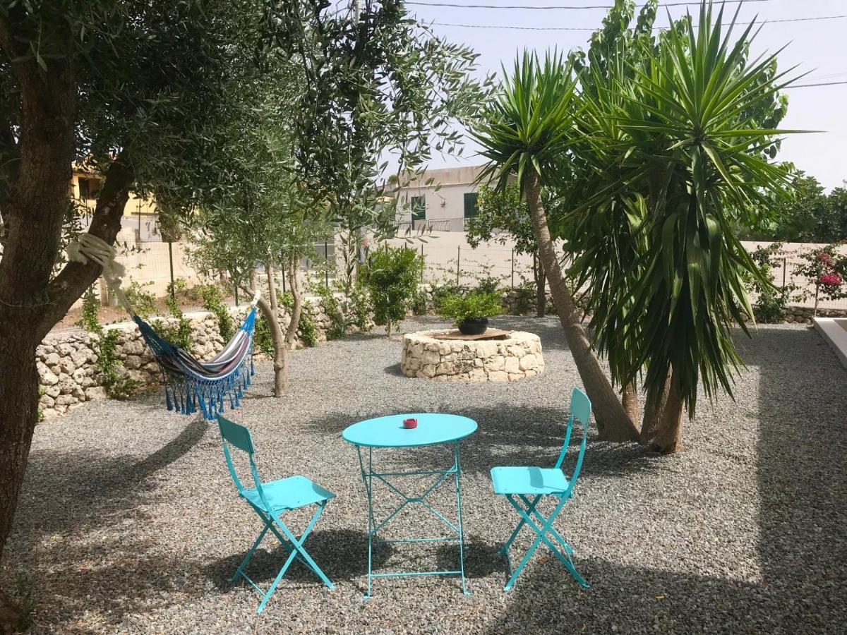 Апартаменти Il Baglio Del Picchio - Noto San Corrado di Fuori Екстер'єр фото
